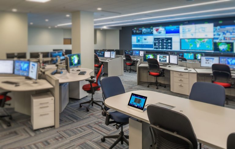 control-panel-operatons-center