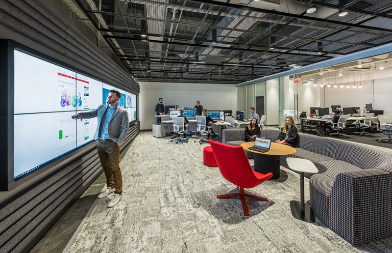 social-media-center-collaboration